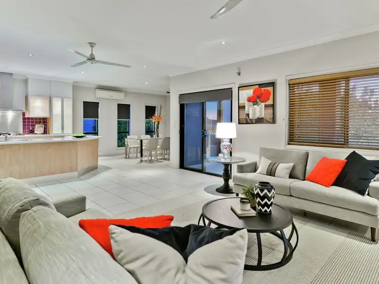 Fifth view of Homely house listing, 18 Pembridge Place, Carindale QLD 4152
