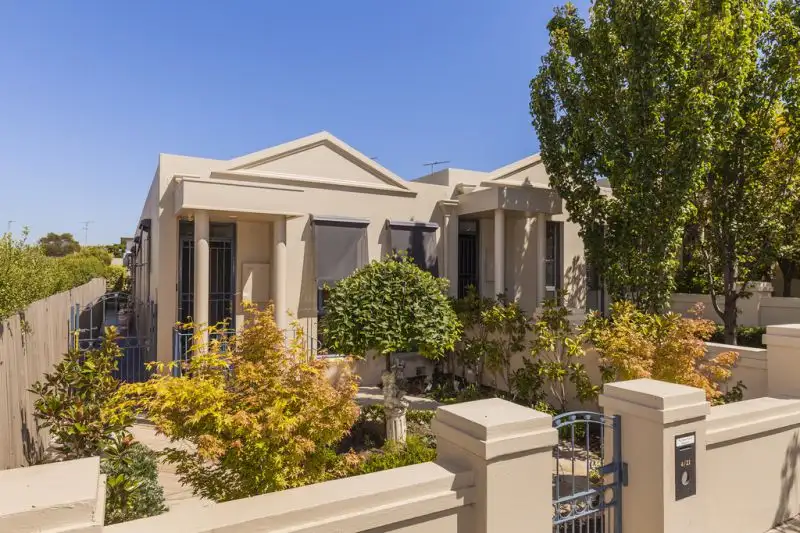 Main view of Homely townhouse listing, 4/21 Stinton Avenue, Newtown VIC 3220