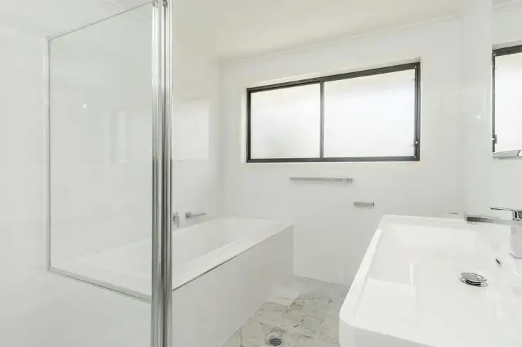 Third view of Homely house listing, 10 Albion Close, Armidale NSW 2350