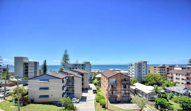 7/25 Moreton Parade, Kings Beach QLD 4551