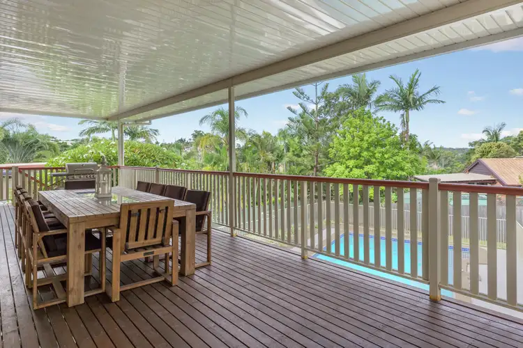 23 Hill Park Crescent, Rochedale South QLD 4123