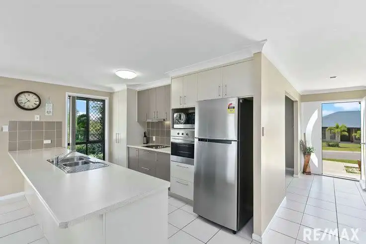 Second view of Homely house listing, 7 Summit Ridge Drive, Nikenbah QLD 4655