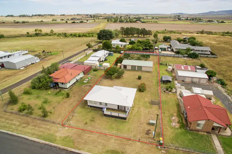 28 Quarry Street, Cambooya QLD 4358
