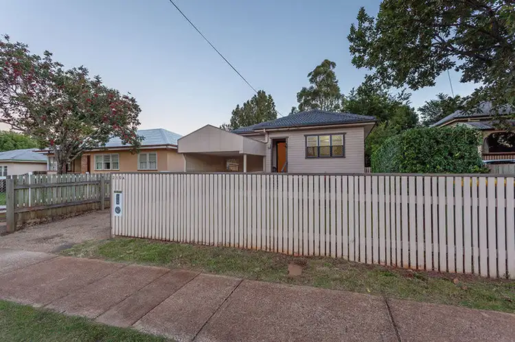 210a Campbell Street, Newtown QLD 4350