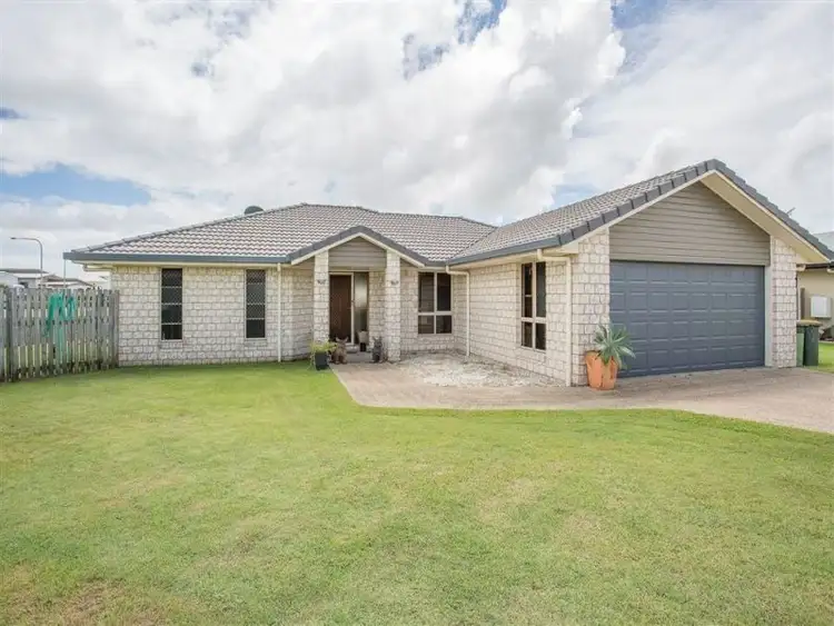 10 Cooper Court, Rural View QLD 4740