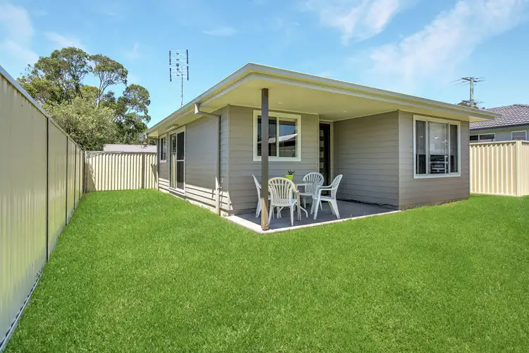 35 & 35A Brennon Road, Gorokan NSW 2263