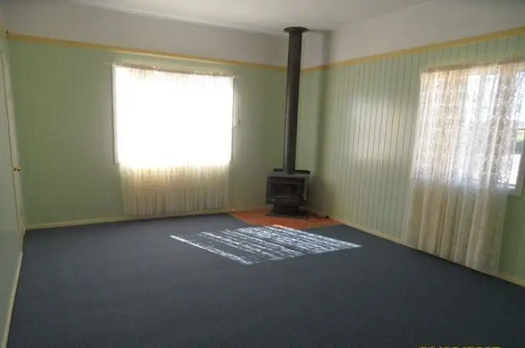 Second view of Homely house listing, 32 Denham Street, Stanthorpe QLD 4380