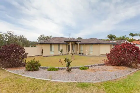 24 Worland Drive, Boambee East NSW 2452