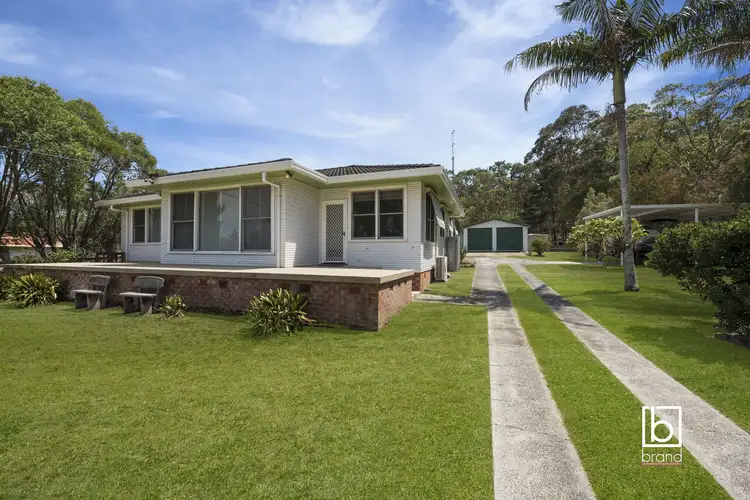 115 Johns Road, Wadalba NSW 2259
