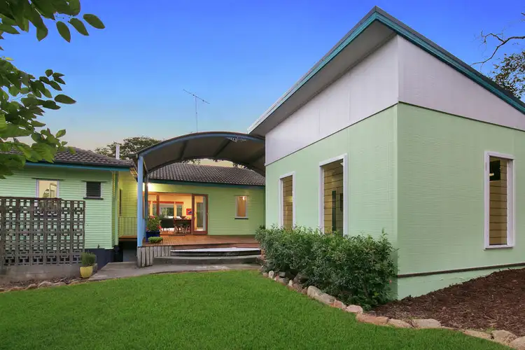 Second view of Homely house listing, 10 Craigmont Street, Tarragindi QLD 4121