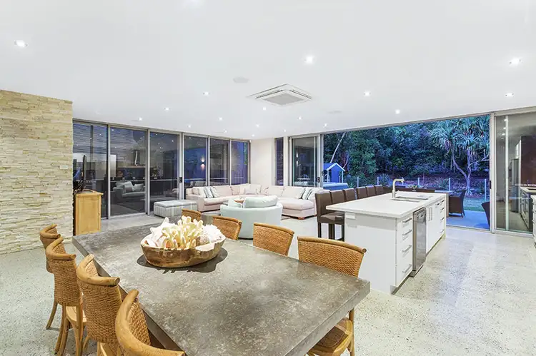 14 Dune Street, Fingal Head NSW 2487