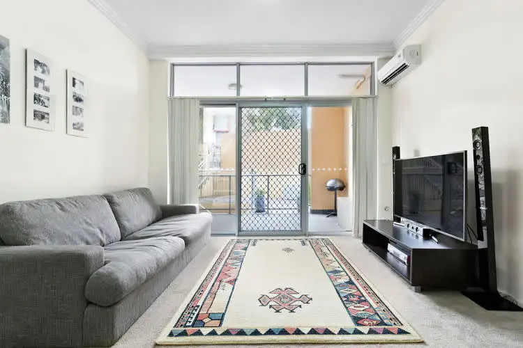 Second view of Homely unit listing, 6/2 Bruce Street, Blacktown NSW 2148