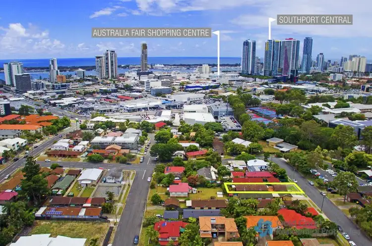 9 Spencer St, Southport QLD 4215