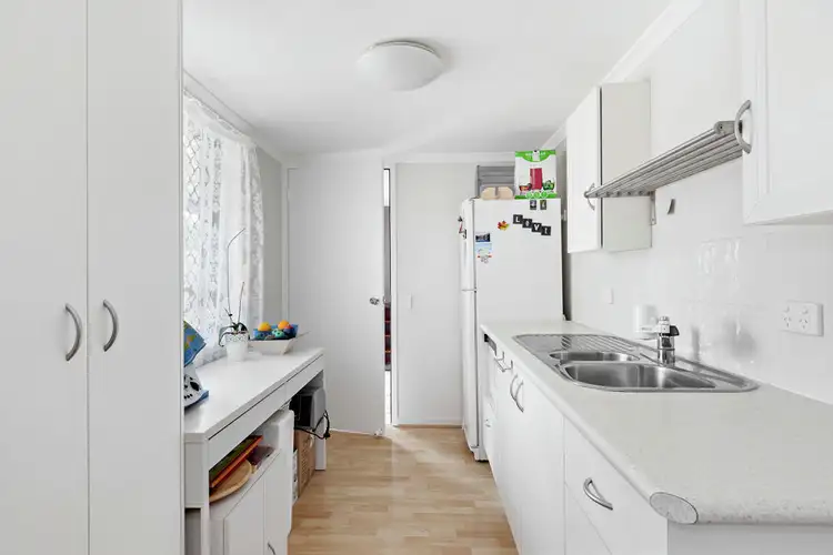 Sixth view of Homely house listing, 2 Farrer Street, Slacks Creek QLD 4127