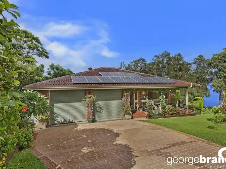23 Berry Avenue, Green Point NSW 2251
