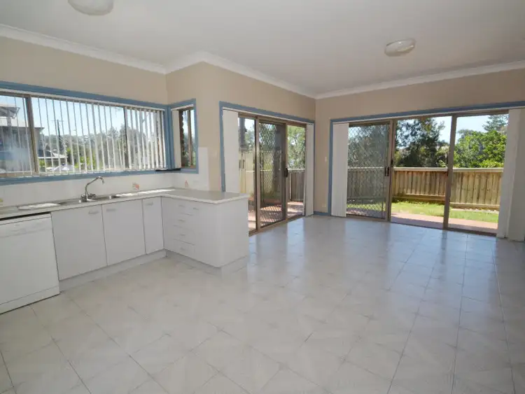 Fourth view of Homely unit listing, 1/174 Terrigal Drive, Terrigal NSW 2260