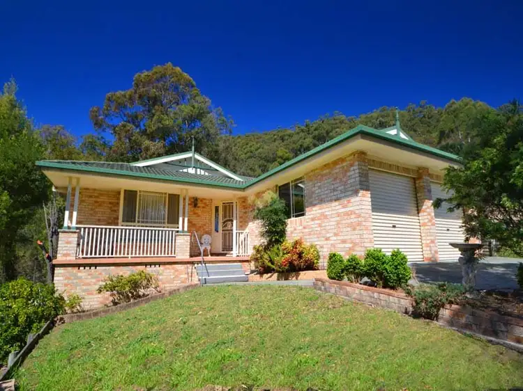 35 Thames Dr, Erina NSW 2250