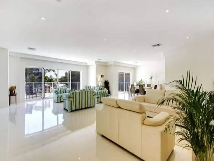 Second view of Homely unit listing, 4/20 Maroomba Rd, Terrigal NSW 2260