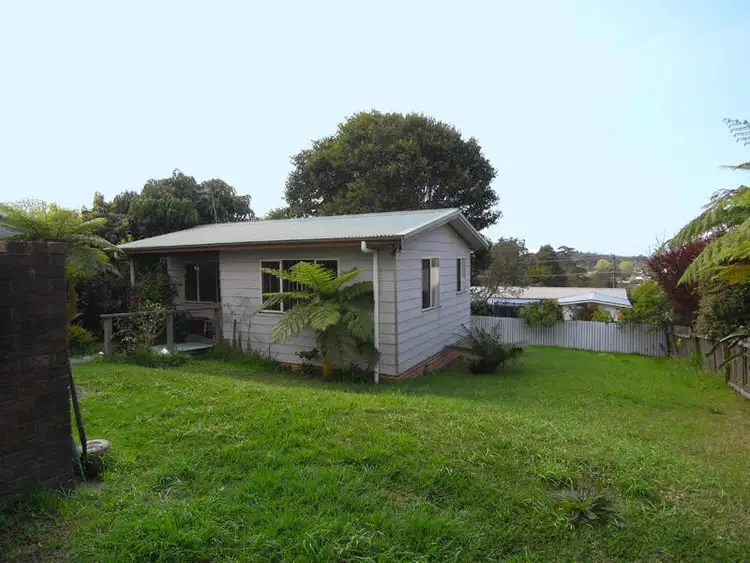 Third view of Homely house listing, 18 Seaview Ave, Wamberal NSW 2260