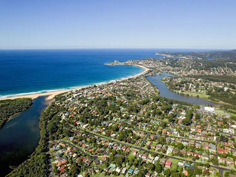 Fourth view of Homely house listing, 18 Seaview Ave, Wamberal NSW 2260