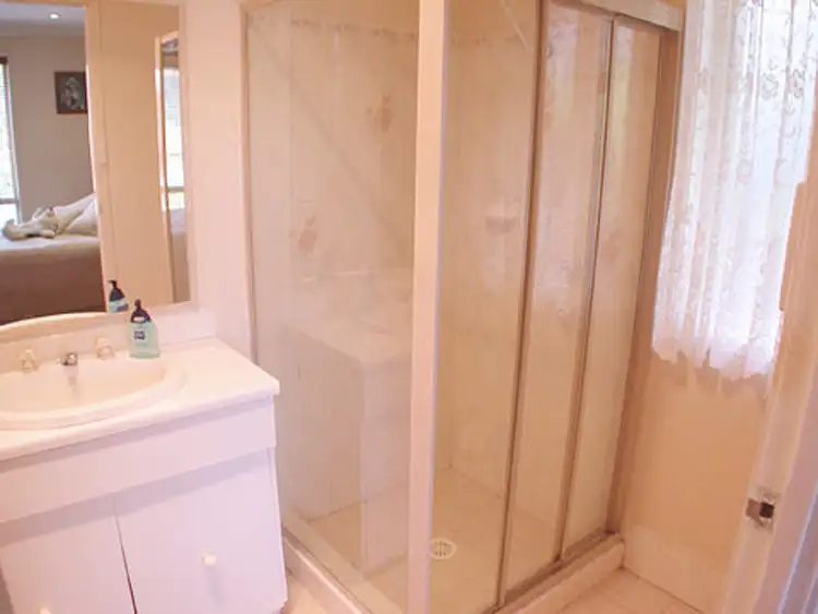 Sixth view of Homely house listing, 3 Day Dawn Pl, Erina NSW 2250