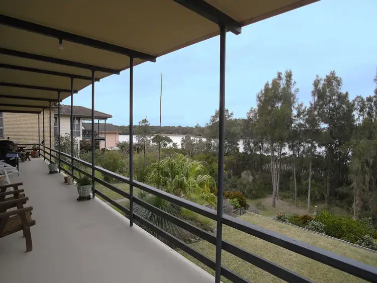 84 Blue Bell Drive, Wamberal NSW 2260