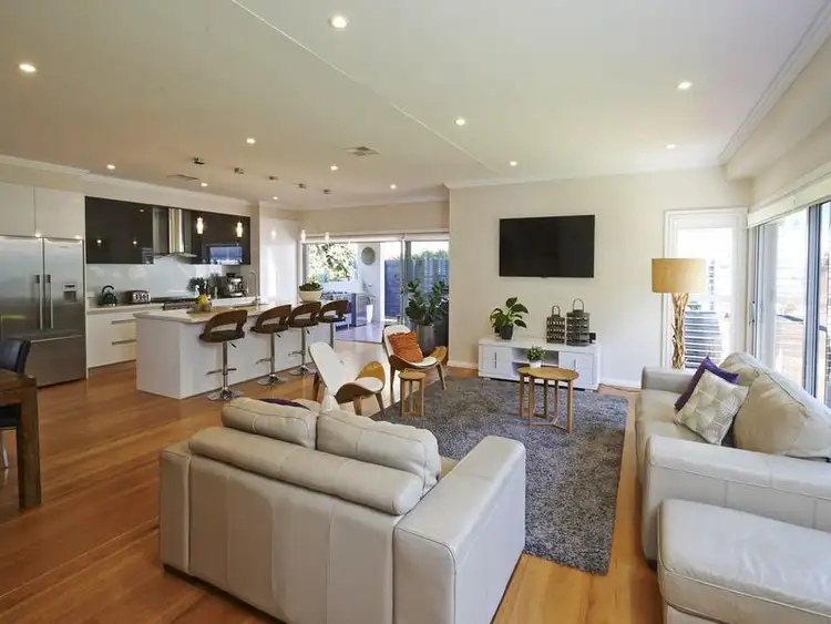 Second view of Homely house listing, 20 Figtree Bay Drive, Kincumber NSW 2251