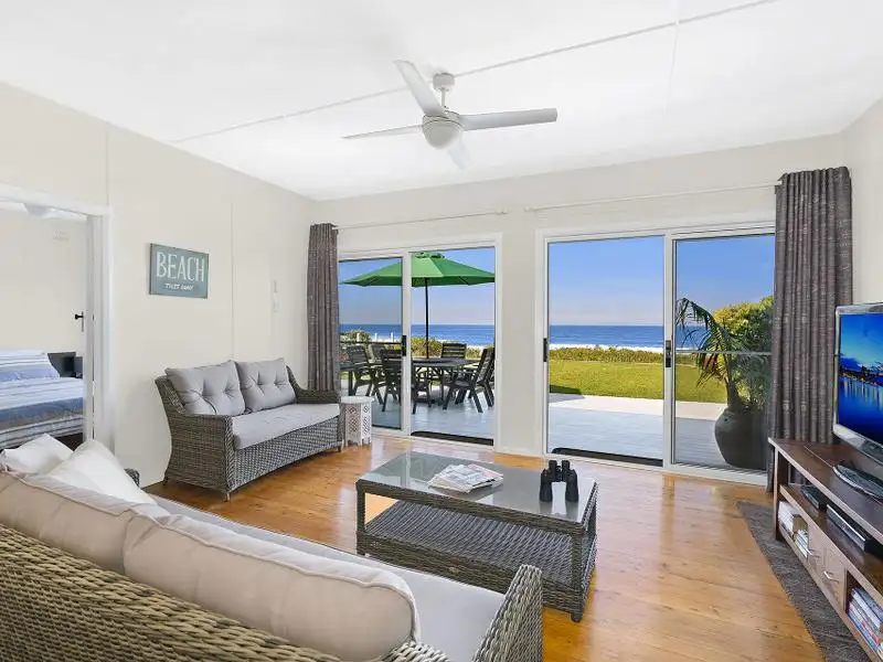 Main view of Homely house listing, 18 North Avoca Parade, North Avoca NSW 2260