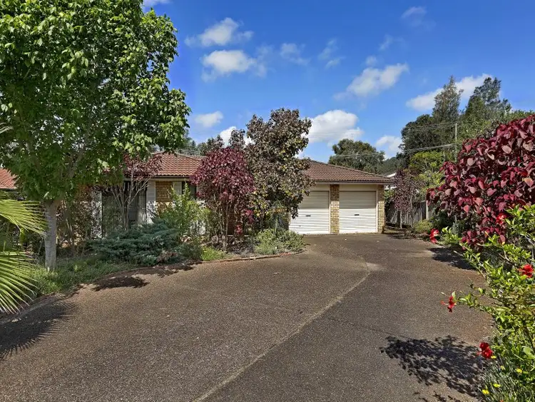2 Costa Close, Green Point NSW 2251