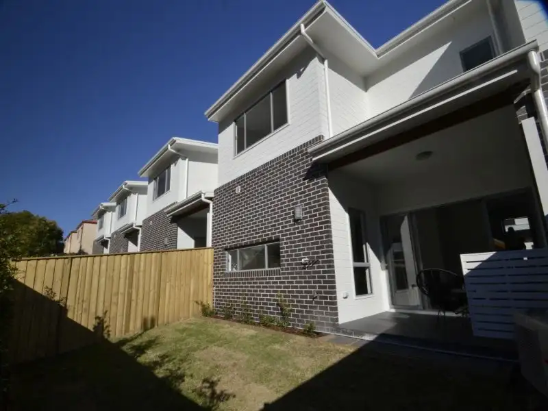 Main view of Homely townhouse listing, 4/77-81 Havenview Rd, Terrigal NSW 2260