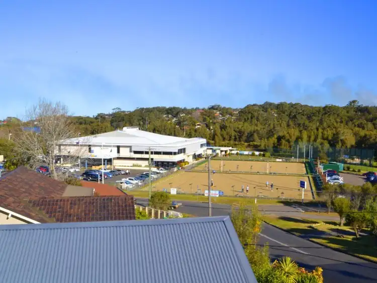 Main view of Homely house listing, 1/22 Plymouth Drive, Wamberal NSW 2260