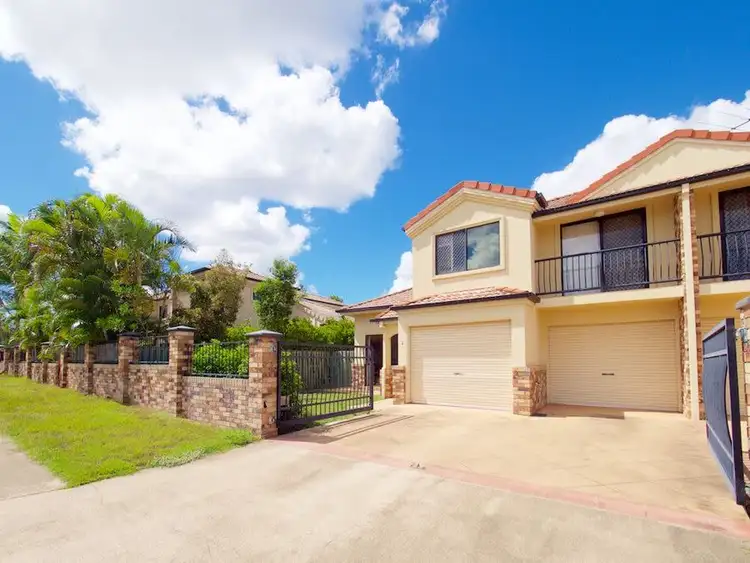 Main view of Homely townhouse listing, 2/65 Pinelands Road, Sunnybank Hills QLD 4109