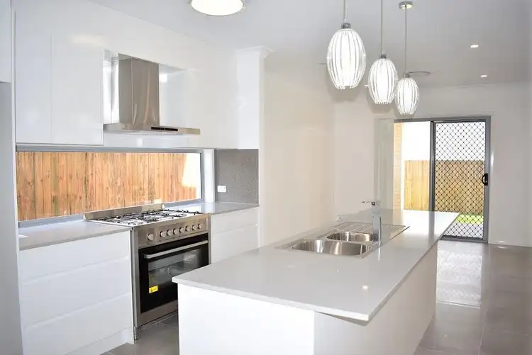 Second view of Homely house listing, 24 EVERGREEN PLACE, Drewvale QLD 4116