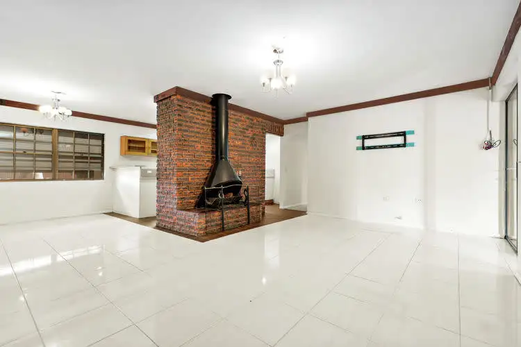 Fifth view of Homely house listing, 2 Kenyon Crescent, Doonside NSW 2767