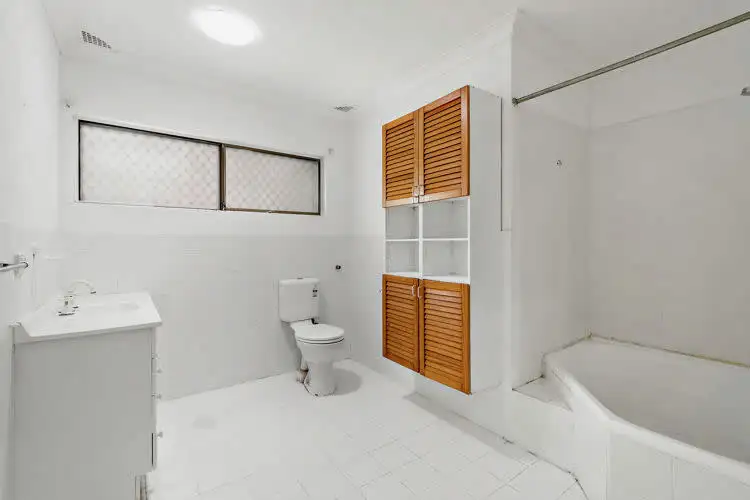 Sixth view of Homely house listing, 2 Kenyon Crescent, Doonside NSW 2767
