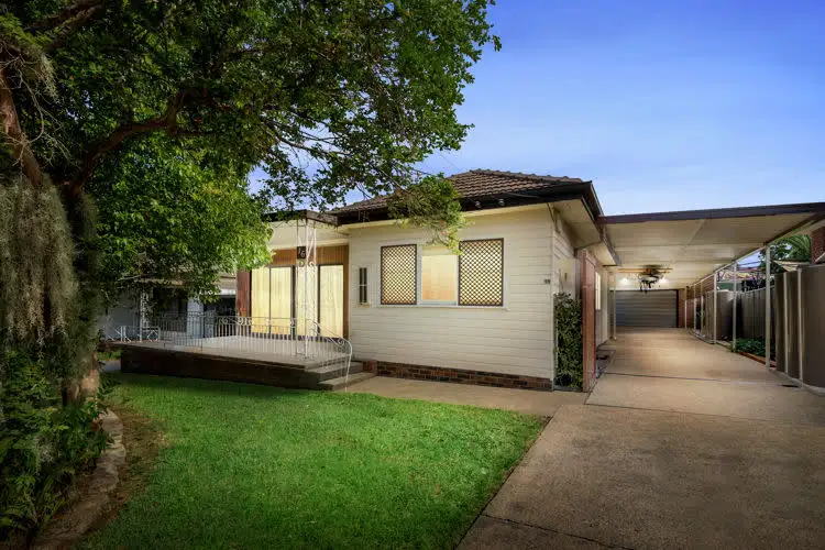 16 Craig Street, Blacktown NSW 2148