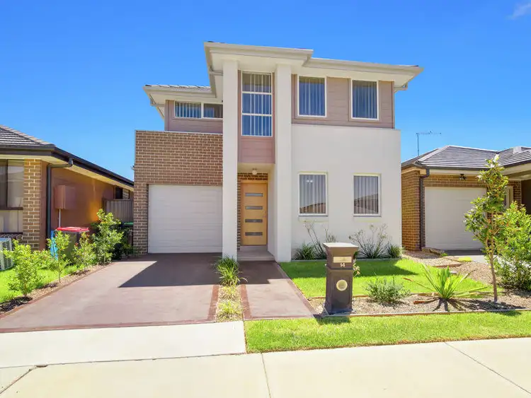 14 Carcoola Way, Jordan Springs NSW 2747