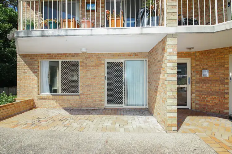 4/10 Brisbane Road, Labrador QLD 4215