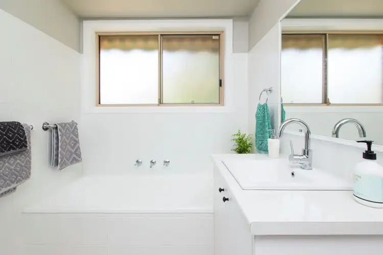 Fifth view of Homely house listing, 18 Canola Place, Estella NSW 2650