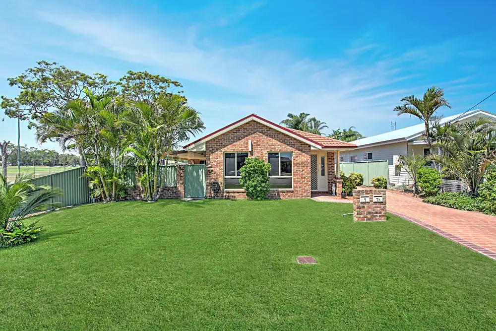 Main view of Homely house listing, 7 Cochrane Avenue, Canton Beach NSW 2263