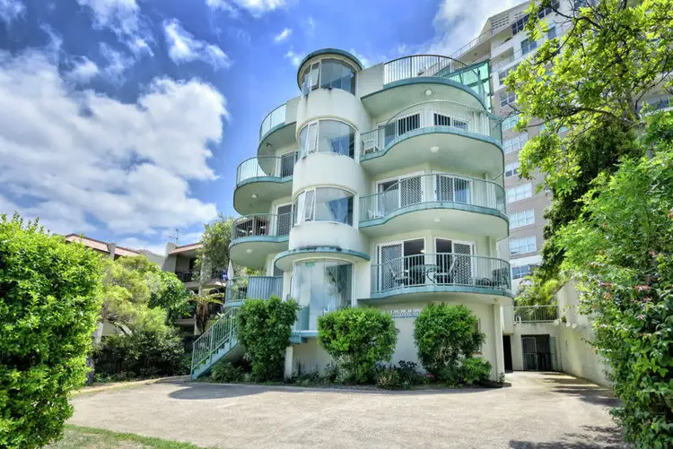 2/7 Verney Street- Malaluka, Kings Beach QLD 4551