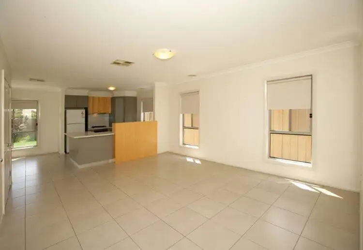 Sixth view of Homely house listing, 4/4-6 Gossett Street, Wagga Wagga NSW 2650