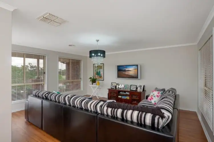 Second view of Homely house listing, 4 Lyndoch Place, Wagga Wagga NSW 2650