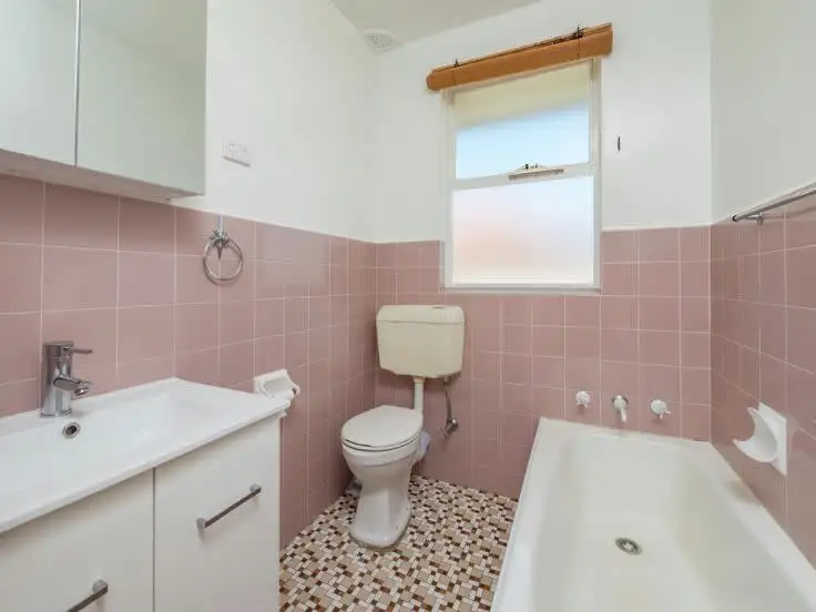 Fifth view of Homely house listing, 2/164 Donnelly Street, Armidale NSW 2350