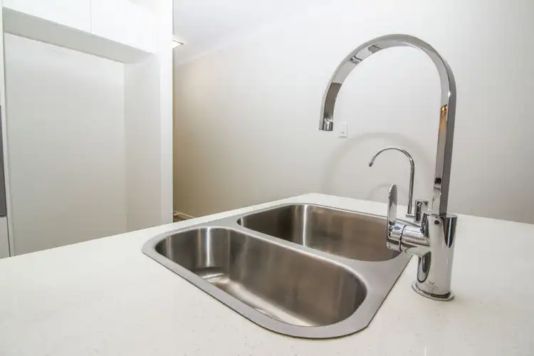Seventh view of Homely unit listing, 1 / 33-35 Berrima St, Wynnum QLD 4178