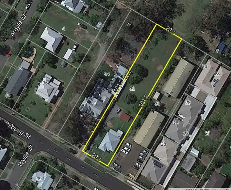 32 Young Street, Petrie QLD 4502