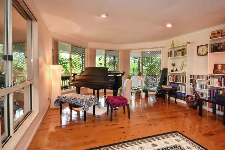 16 Wullun Place, Narangba QLD 4504