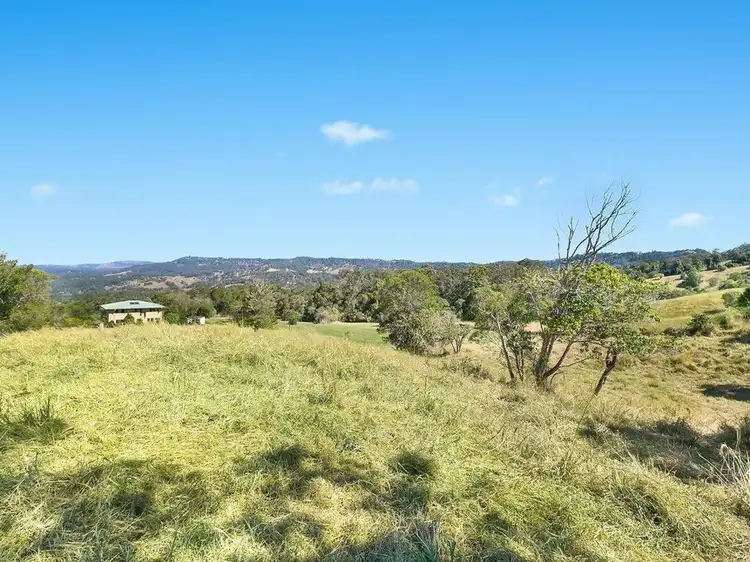 72 Welks Ridge Road, Towen Mountain QLD 4560