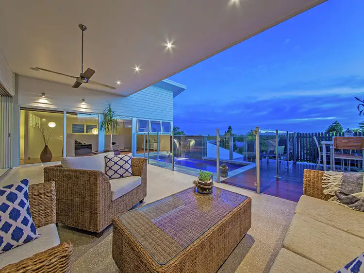 17 Clarance Street, Wakerley QLD 4154