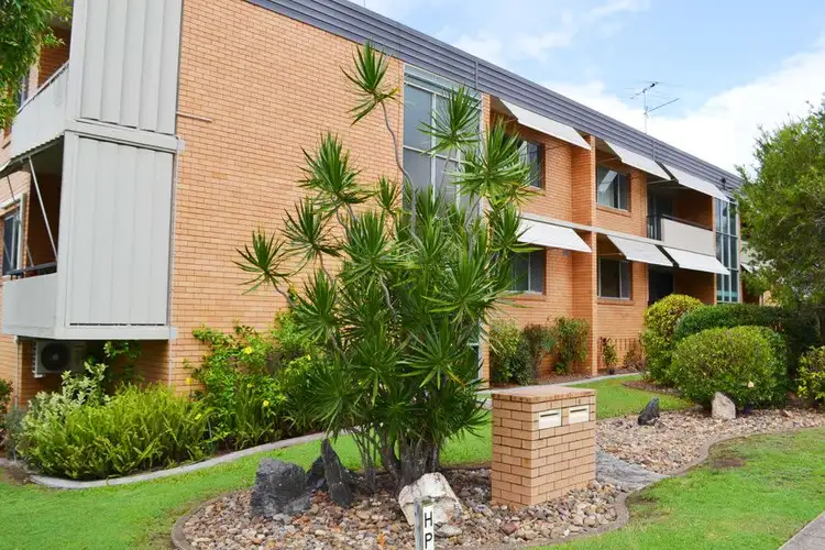 2/6 Mclay Street, Coorparoo QLD 4151